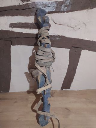 Yugo antiguo de madera