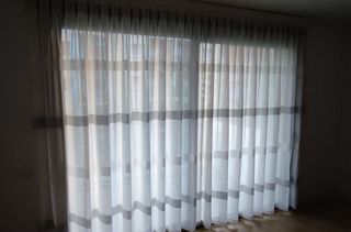 Tende traslucide per soggiorno-sala da pranzo + barra