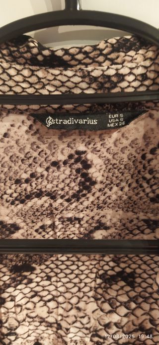 Camisa serpiente marrón-negro