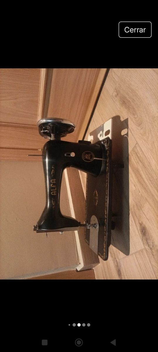 Máquina coser antigua