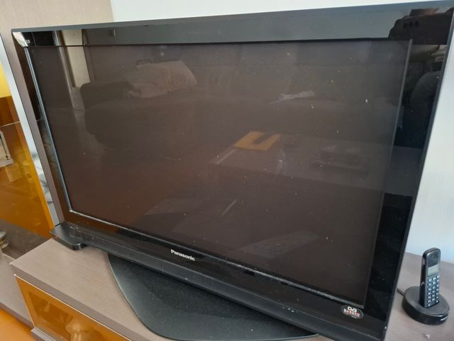 Television Panasonic 37 pulgadas Plasma- TDT NO HD