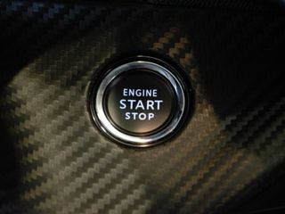 Peugeot 2008 Allure Puretech 130 S&S BVM6