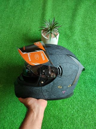 Casco moto integral talla L dibujo de gato gris