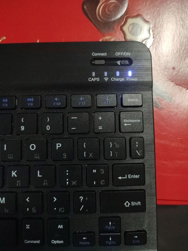 Teclado inalámbrico negro