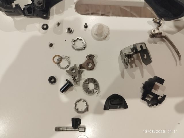 Maneta cambio Shimano 105 ST-5703 izquierda