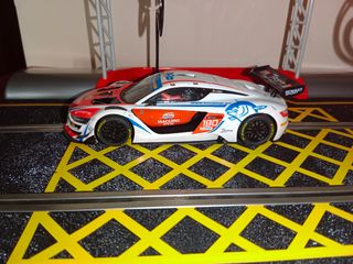 Scalextric Renault Sport RS 01