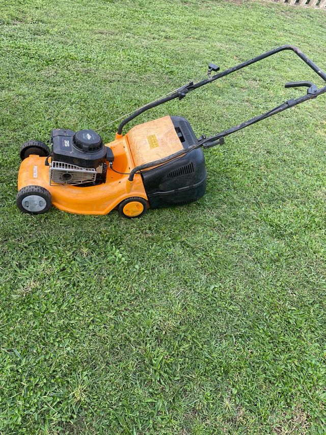 Cortacésped Partner Gasolina