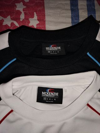 Camiseta McKenzie - Negra y Blanca