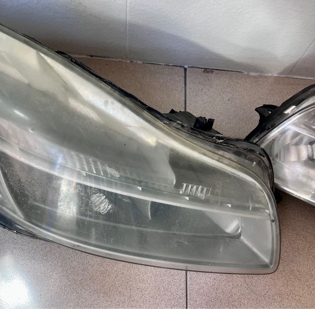 Faros Opel Insignia 2010