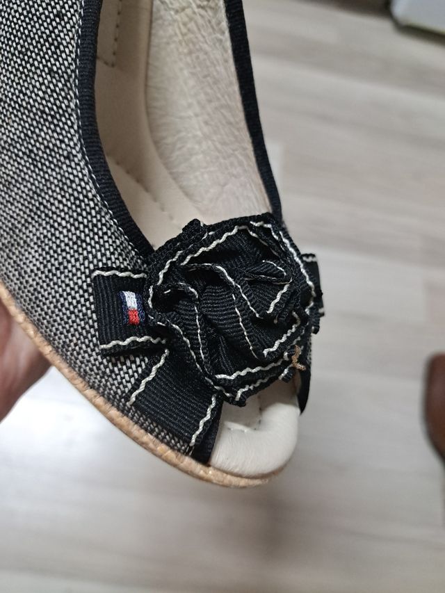 Sandalias Tommy Hilfiger 37 - Cuña