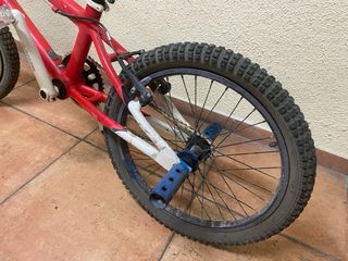 BMX roja tuneada (Alicante)