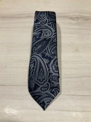 Corbata paisley azul plata