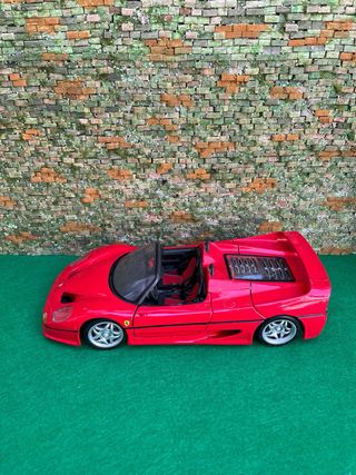 Ferrari F50 – Escala 1:18 – Maisto