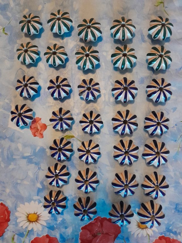 32 alças de porcelana vintage