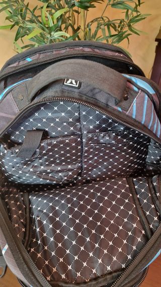 Mochila Hurley Azul y Negra
