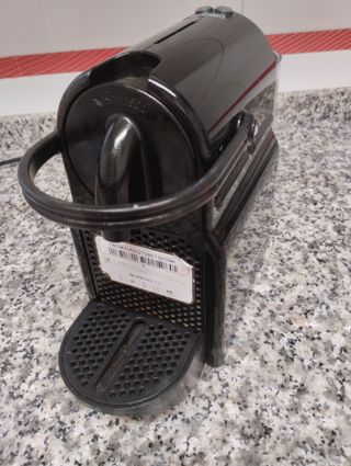 Cafetera Nespresso DeLonghi