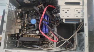 Torre PC LG negra i7