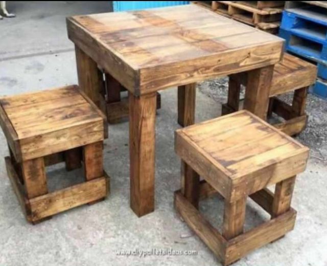 Mesa+4 taburetes madera rústica