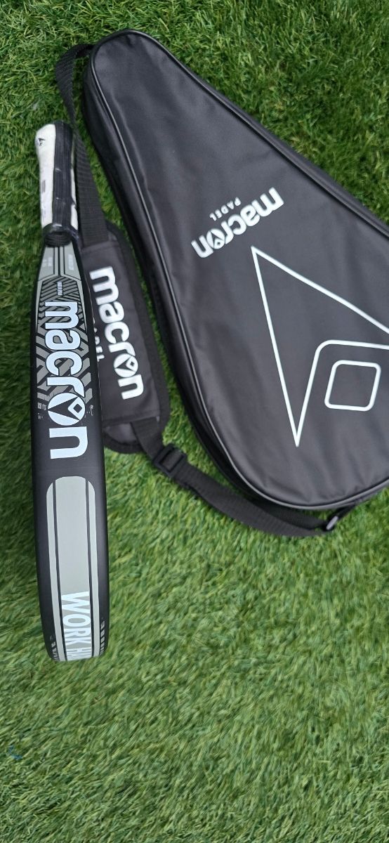 Pala Padel Macron Poseidon Shadow 2
NUEVA Precinto