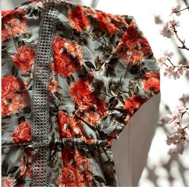 Cardigan Tese floral-Verde oliva