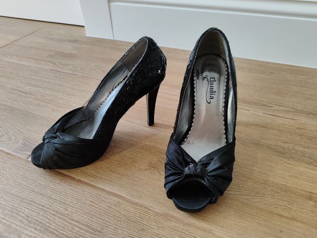 Tacones negros talla 37