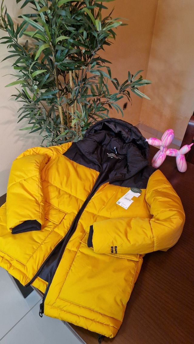 Chaqueta acolchada amarilla y negra - M