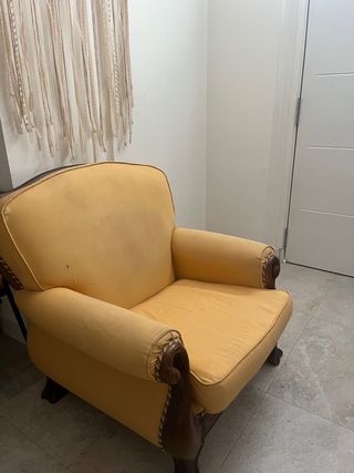 Sofá y sillones mallorquines antiguos