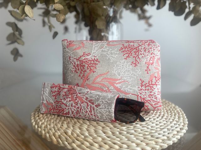 bolso/ neceser con funda de gafas