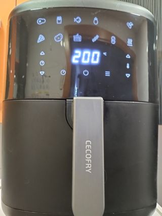 Freidora de aire Cecotec 5L 1700W, poco uso. 3 me