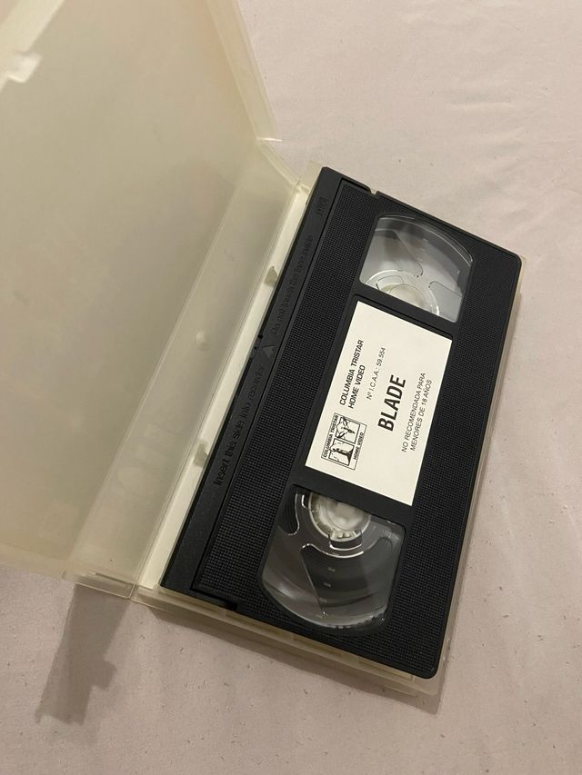 Lama VHS