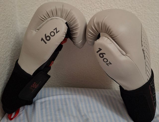 Guantes boxeo Decathlon OutShock