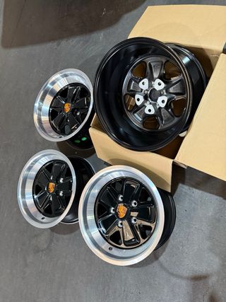 Llantas Fuchs Porsche 16" - Nuevas CON GOMAS