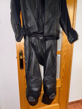 Mono piel Alpinestar Talla 50