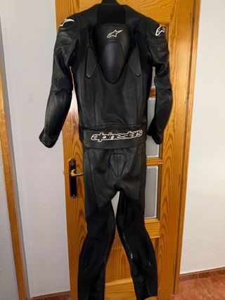 Mono piel Alpinestar Talla 50