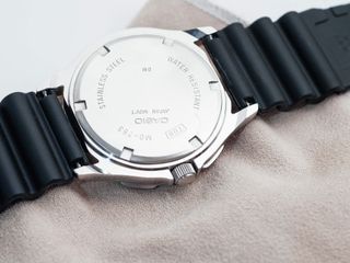 Orologio vintage Casio MD-753 al quarzo
