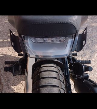 Urge ventaHusqvarna Svartpilen 401 (A2) Cómo nueva