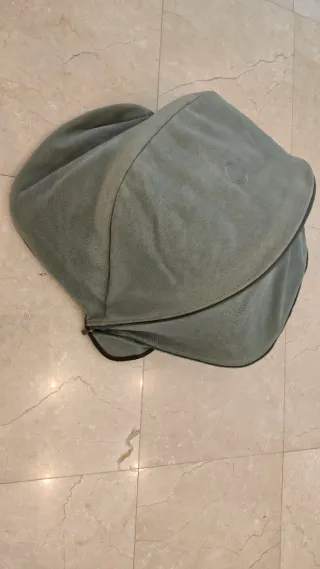 Bugaboo Buffalo - capazo, silla y bolsa a juego.