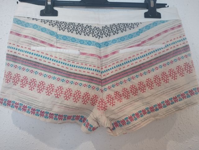 Shorts estampados multicolor talla M