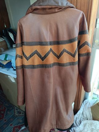 Chaquetón piel marrón