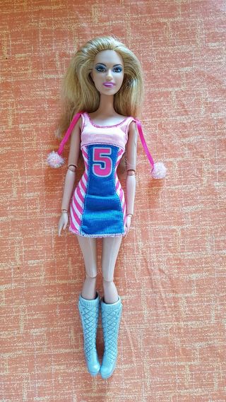 Barbie Fashionista - Bambola