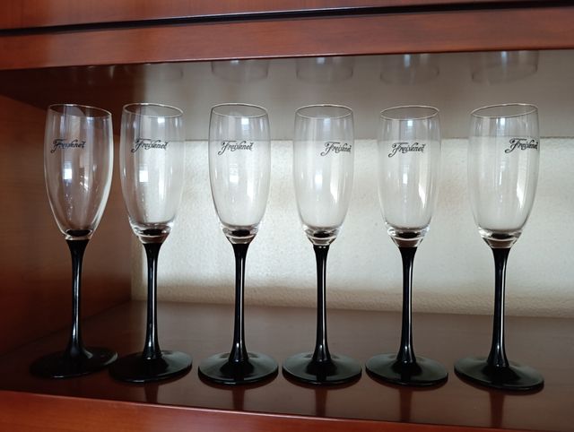 6 Copas Cava Freixenet - Negras