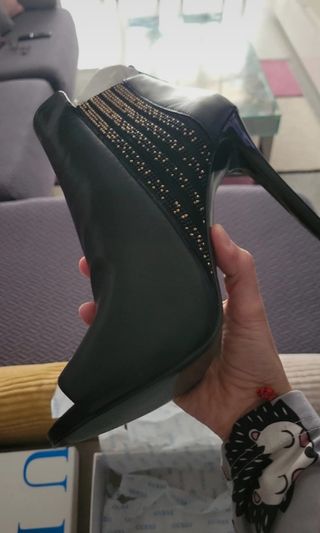 Botines Guess Negros Nuevos - Talla 39
