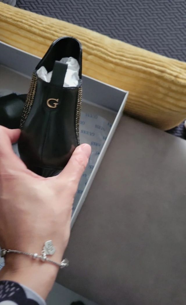 Botines Guess Negros Nuevos - Talla 39