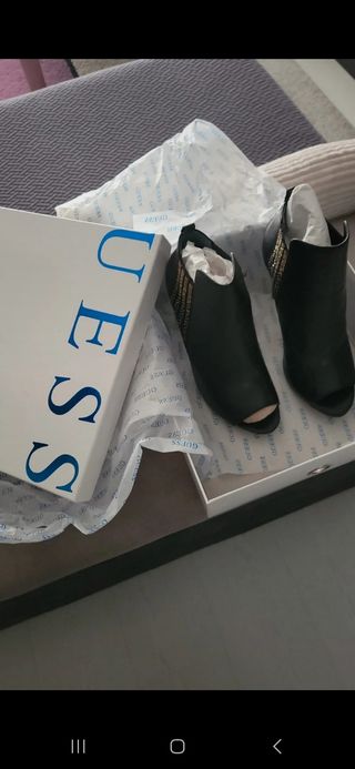 Botines Guess Negros Nuevos - Talla 39