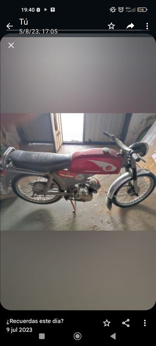 Moto antigua clásica