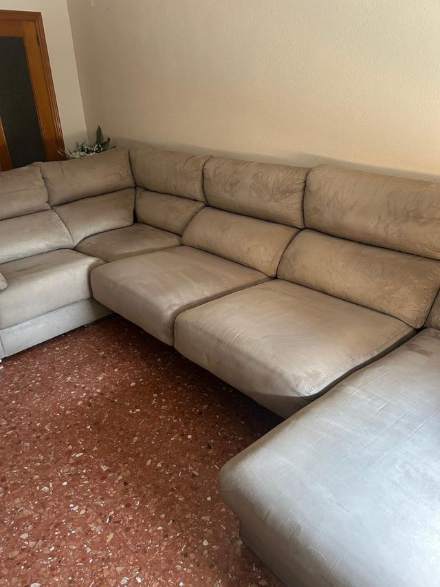 Sofá chaise longue beige