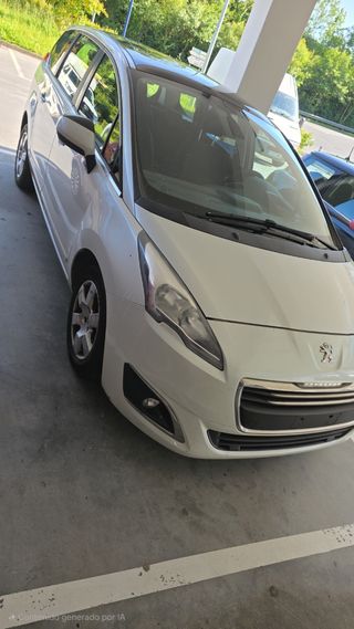 Peugeot 5008 2014