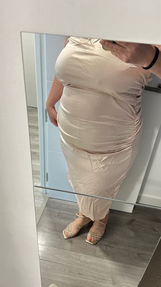 Vestido satén beige fiesta