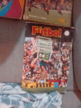 Álbum Mazinger Z + Lote cromos fútbol