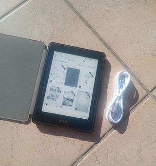 reader tablet Kindle Voyager 7gen WiFi luz 